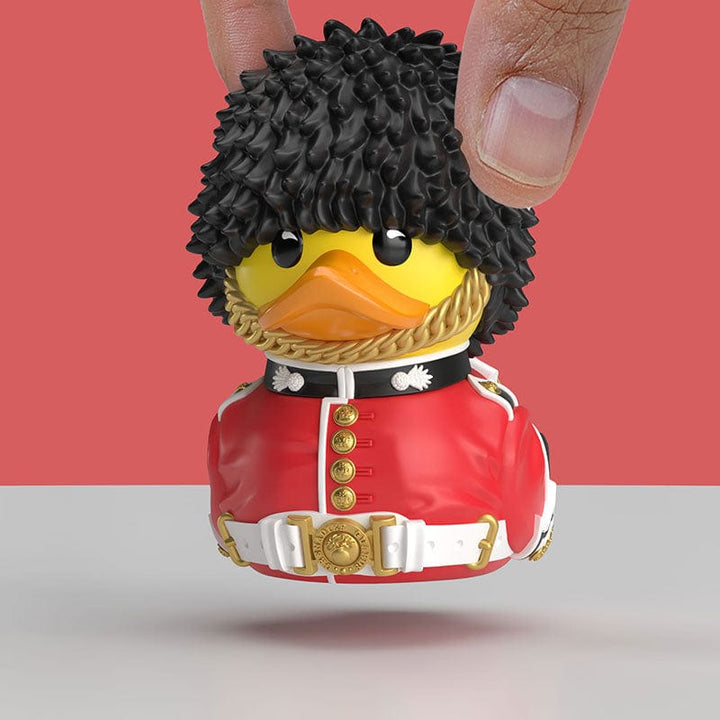Travel: UK - King’s Guards TUBBZ (Mini Edition)